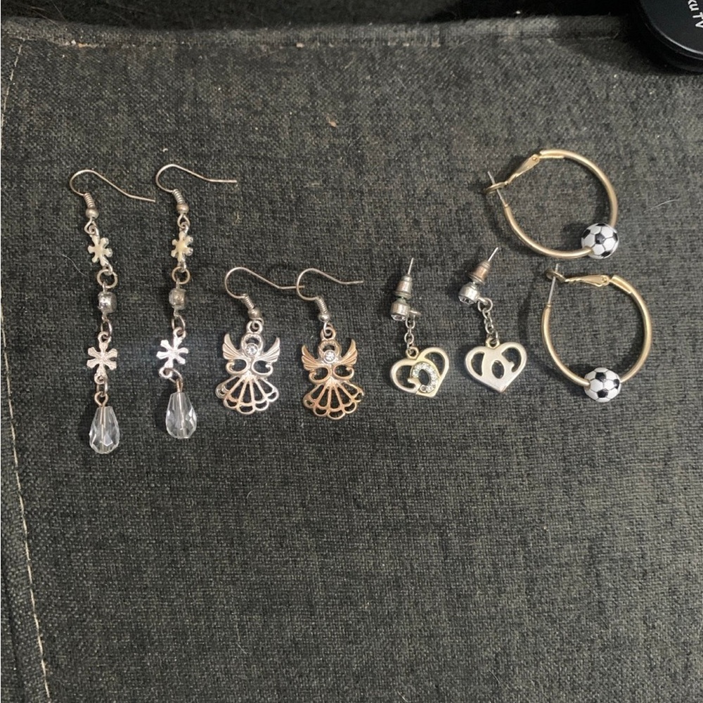 Elegant Silver and Gold seasonal Earrings Set